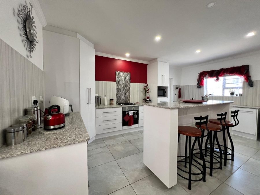 3 Bedroom Property for Sale in Fountains Estate Eastern Cape